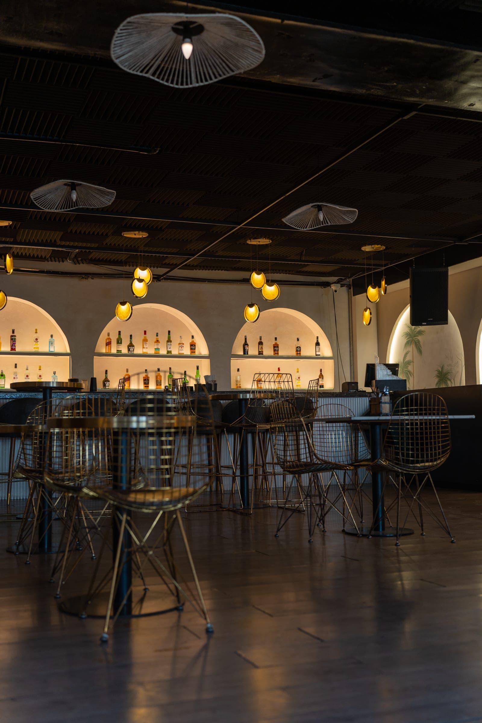 The bar at Don't Tell Mama